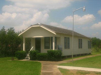 Dan Rather 's boyhood home jigsaw puzzle