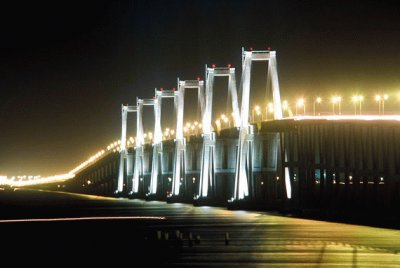 Puente sobre el lago de vMaracaibo