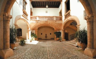 UN LINDO PATIO