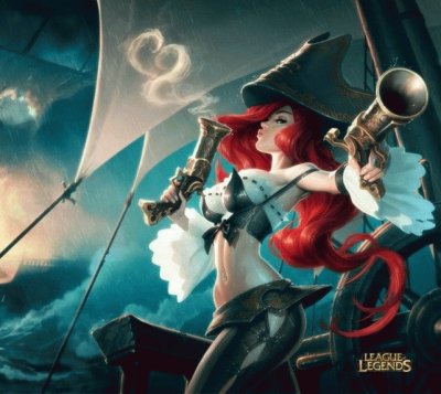 Mujer pirata de cabello rojo