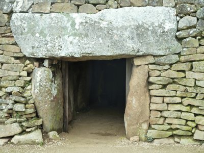 Neo ithic tomb Brittany jigsaw puzzle