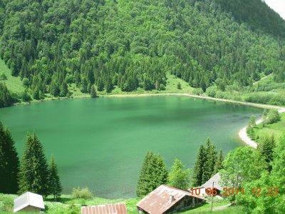 Mountain lake (Fr.)