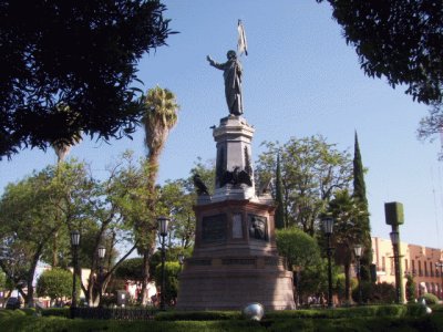 פאזל של Plaza Dolores Hidalgo, Gto.