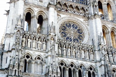 Cathedrale d`Amiens jigsaw puzzle