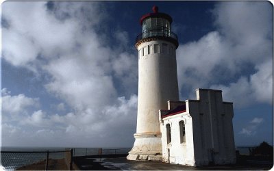 פאזל של light-house-and-clouds