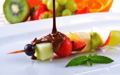 kiwi, strawberry and chocolate
