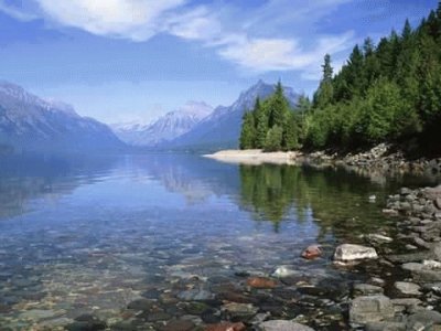 El Lago de Mcdonald, Montana, Estados Unidos