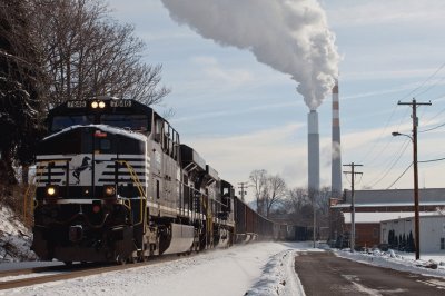 פאזל של NS 7646 ES40DC leading NS 561 coal