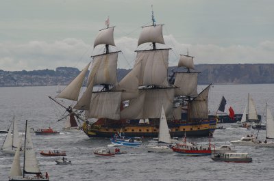 arrivÃ©e de L 'Hermione Ã  Brest jigsaw puzzle