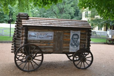 פאזל של Lincoln campaign float