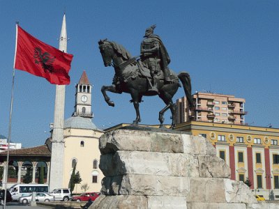 Skanderbeg Statue