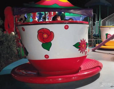 פאזל של Tea Cup Ride