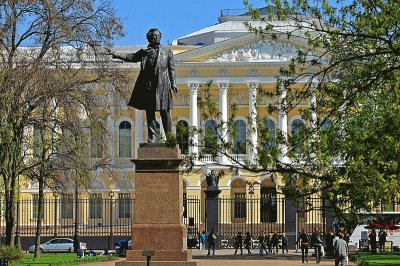 monument to alexander