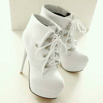 botas blancas