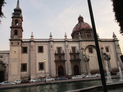 פאזל של Iglesia Santa Rosa de Viterbo