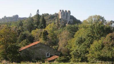 פאזל של Castillo de bruiton, pais vasco