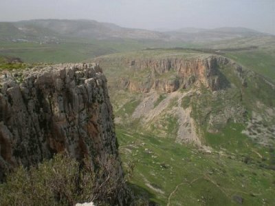 arbel cliffs jigsaw puzzle