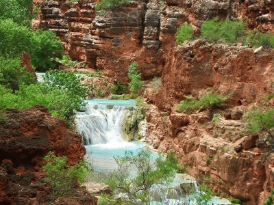 פאזל של Upper-Beaver-Falls-from-trail-Grand-Canyon