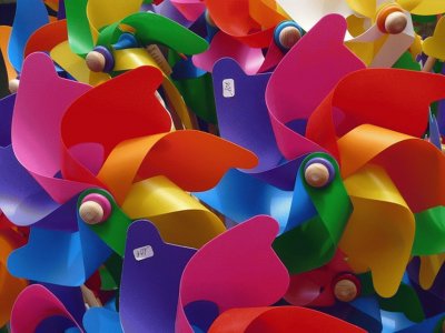 multicolor jigsaw puzzle