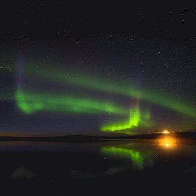 פאזל של Aurora boreal al atardecer en Laponia, Finlandia