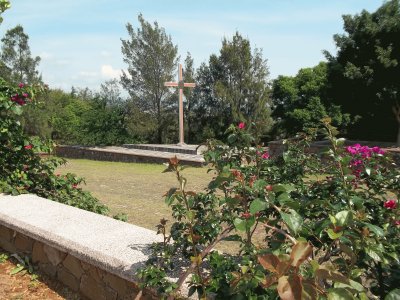 פאזל של Cruz de San Benito. Jacona, MichoacÃ¡n