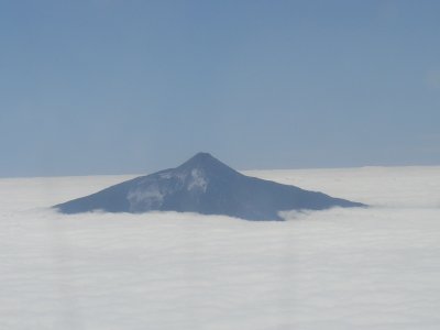 פאזל של Teide desde un aviÃ³n