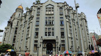 Palacio Nacional MedellÃ­n jigsaw puzzle