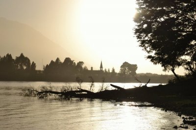 Lago PaimÃºn, JunÃ­n de los Andes, Argentina jigsaw puzzle