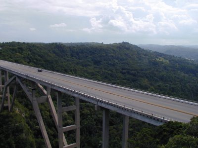 Puente de Bacunayagua jigsaw puzzle