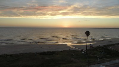 Ocaso en AtlÃ¡ntida-Uruguay