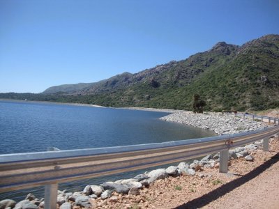 Embalse Piscu Yaco. San Luis. Argentina