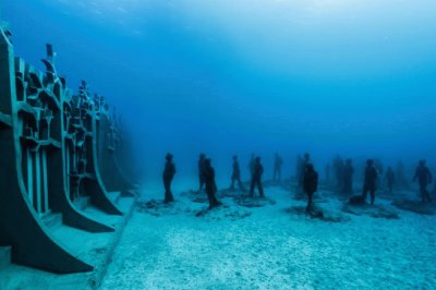 Esculturas bajo el Agua 1 por Jason Decaires Taylo jigsaw puzzle