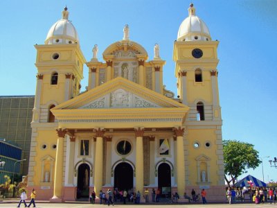 BasÃ­lica de La Chinita. Zulia - Venezuela jigsaw puzzle