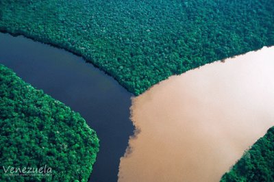 פאזל של Encuentro de los rÃ­os Orinoco y CaronÃ­. Venezuela