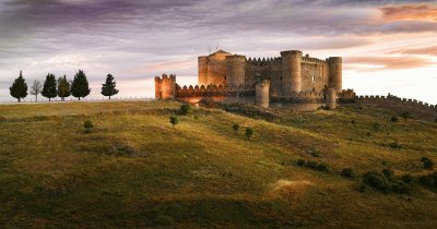 castillo jigsaw puzzle