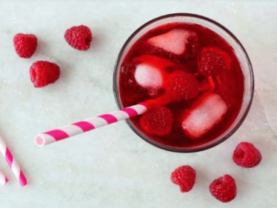 Agua de Frambuesa y Manzana