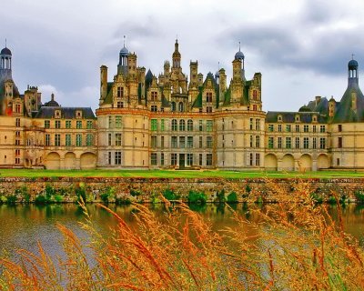 CASTILLO