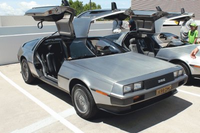 Auto 1981 DeLorean DMC-12 jigsaw puzzle