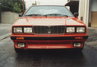 Auto 1984 Maserati Biturbo jigsaw puzzle