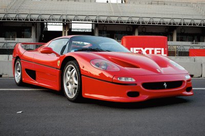 Auto 1996 Ferrari F50 513 HP jigsaw puzzle