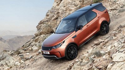 פאזל של Auto 2017 Land Rover Discovery 254 HP