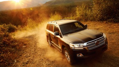 פאזל של Auto 2017 Toyota Land Cruiser 381 HP