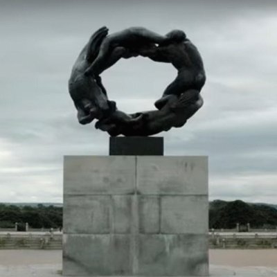 Body Wreath - Sculpture Park jigsaw puzzle