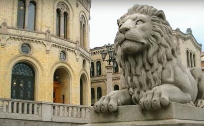 Lion Sculpture