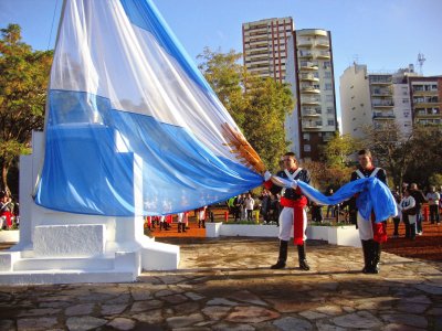 פאזל של 20 de Junio. DÃ­a de la Bandera Argentina