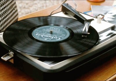 record player jigsaw puzzle