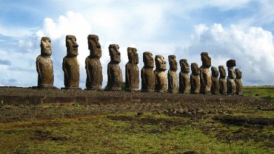 פאזל של MOAIS DE LA ISLA DE PASCUA