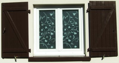 ventana cristal jigsaw puzzle