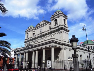 Catedral Metropolitana de San JosÃ©, Costa Rica. jigsaw puzzle