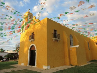 Templo en Ciudad Campeche. jigsaw puzzle